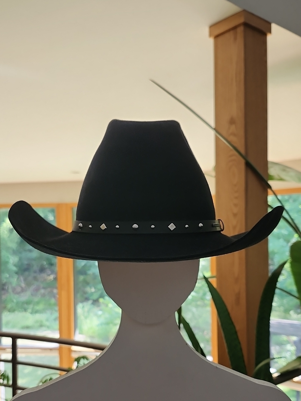 Bailey Navarro Black Wool Cowboy Hat with Stetson Stallion Series Band